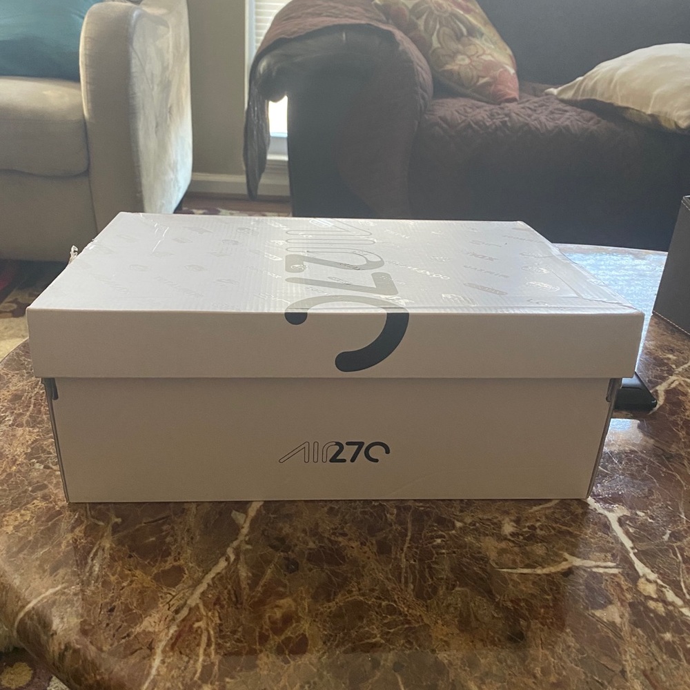 Air Max 270 React - image 6